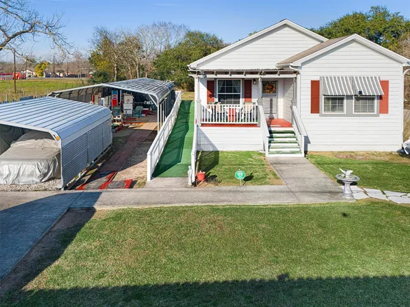 7018 N Martin Luther King Ave, Hitchcock, TX 77563