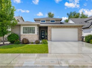 5727 N Portsmouth Ave, Boise, ID 83714