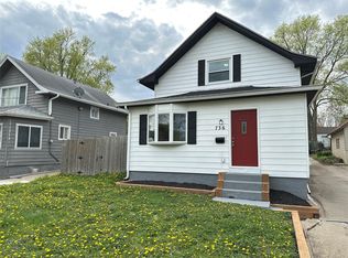 736 38th St, Des Moines, IA 50312