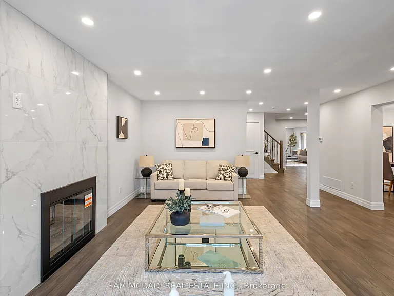 2535 Robin Dr — Photo 5