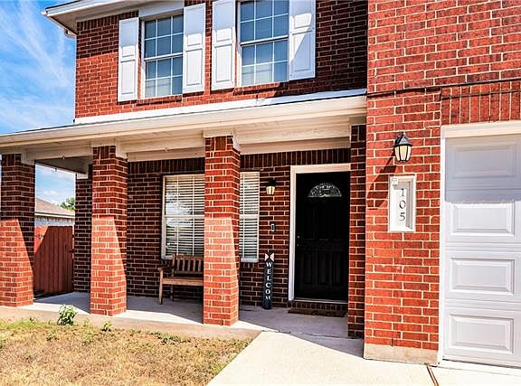 3rd image of 105 Alexis Way