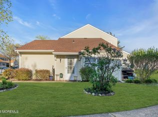 15 S Seas Court, Barnegat, NJ 08005