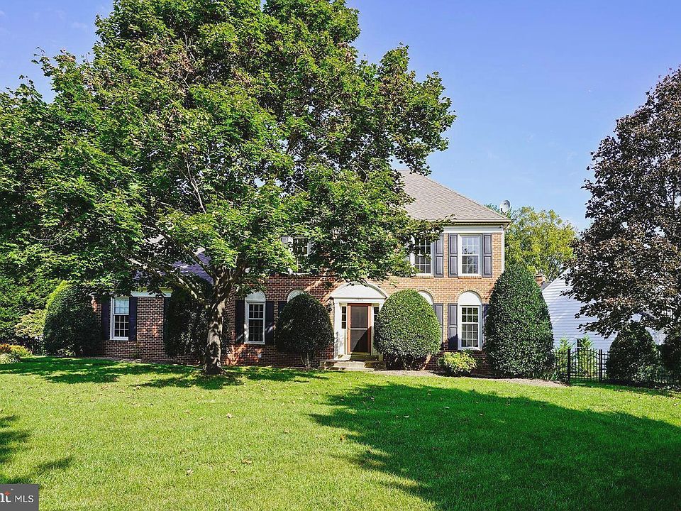 1st image of 17574 Deavers Ct