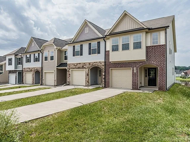 3954 Weavers Pond Dr — Photo 1