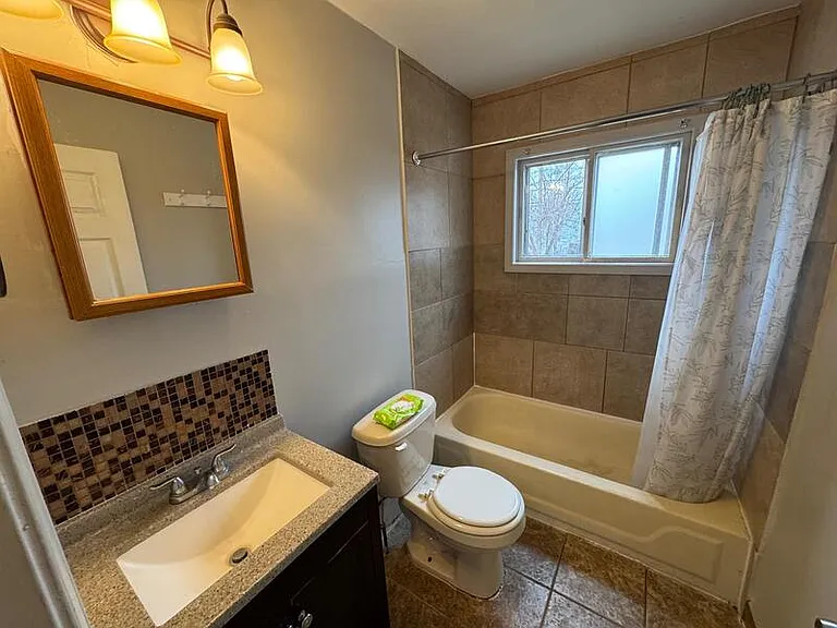 8693 Paige Ave — Photo 4