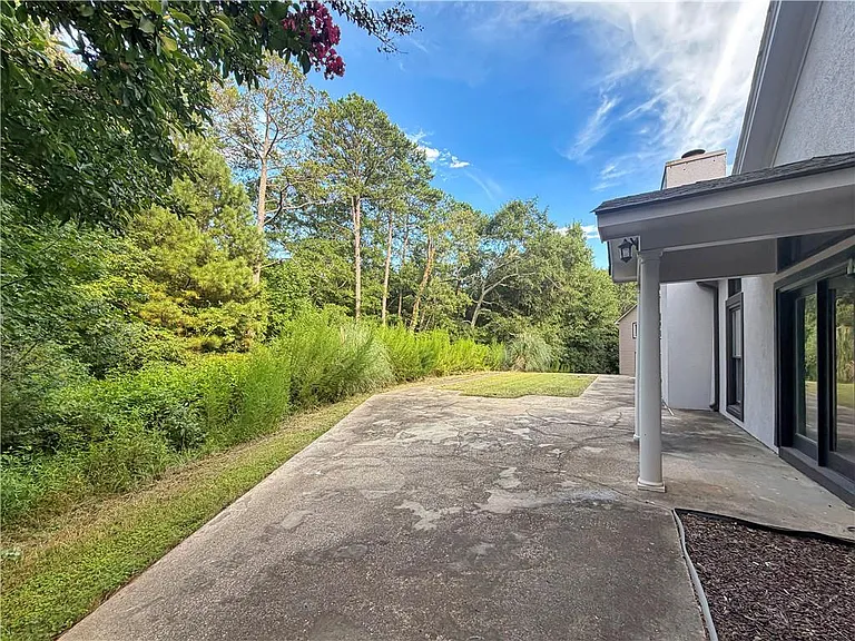 2320 Copper Trail Ln — Photo 40