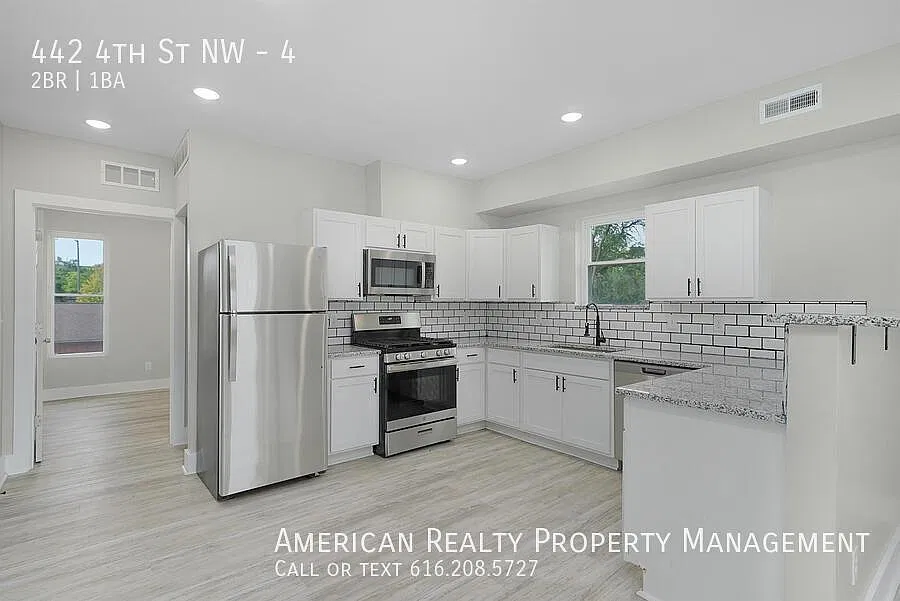 442 4th St NW #4