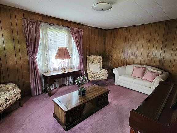 3rd image of 310 N Washington Ave