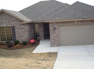 5719 Heritage Heights Dr, Benton, AR 72019
