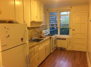 2457 E 26th St, Brooklyn, NY 11235