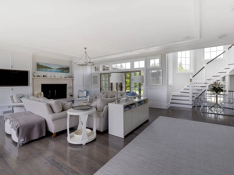 42 Crestview Ln — Photo 7