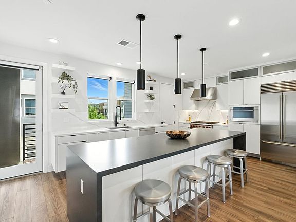 5th image of 3493 Router Cmn