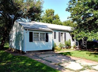 620 W Hickory St, Independence, KS 67301