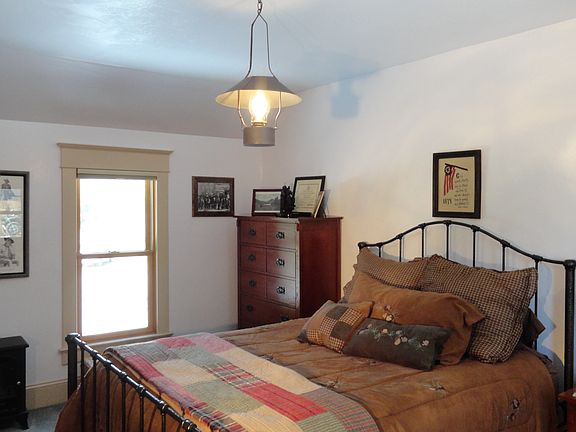 2nd upstairs bedroom
