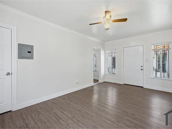 6526 1/2 S Victoria Ave, Los Angeles, CA 90043