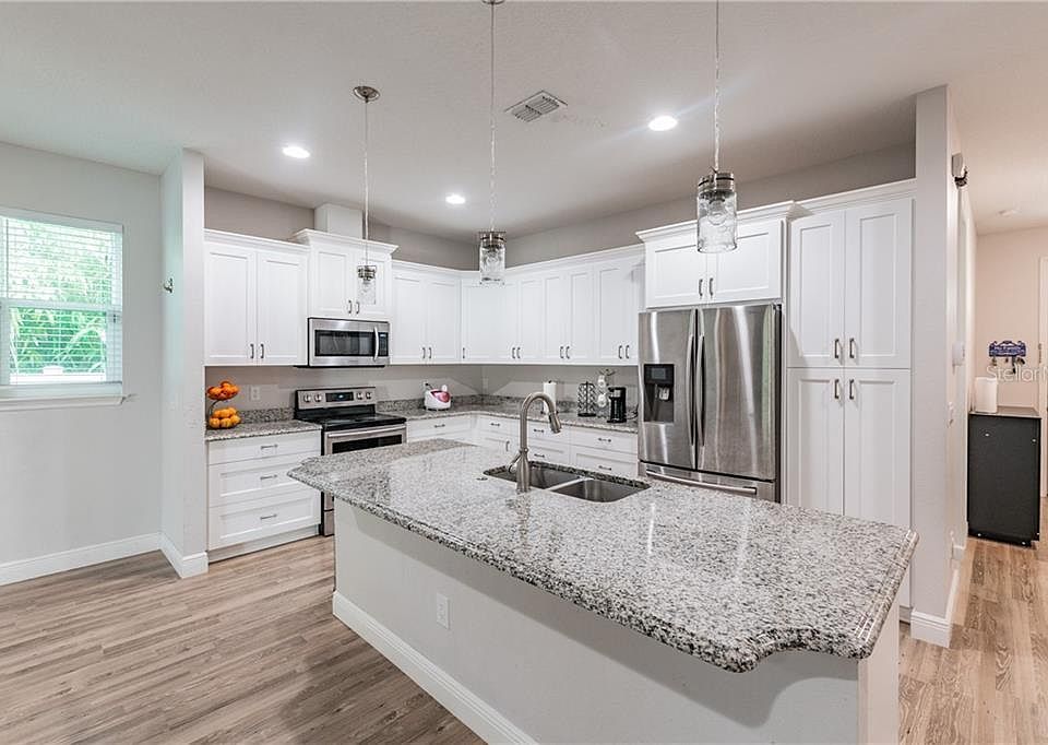 1st image of 309 Pine Shadow Ln