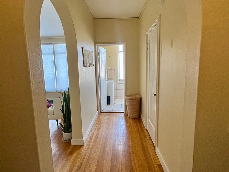 3555 Broderick St #303 — Photo 1