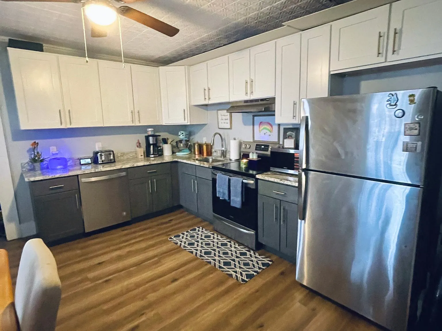 2 bed, 700 sqft, $1,700 — Photo 4