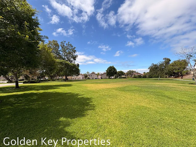 3274 San Tomas Dr — Photo 34