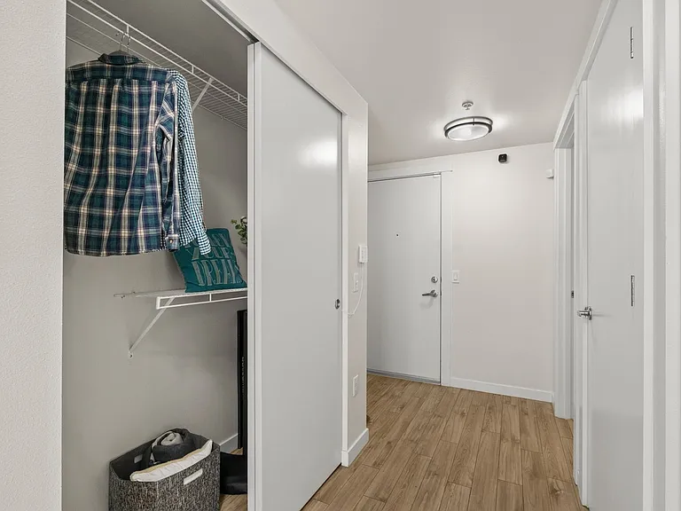 Contour Apartments — Photo 160
