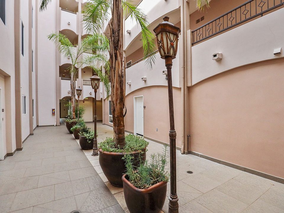 Courtyard Corridor