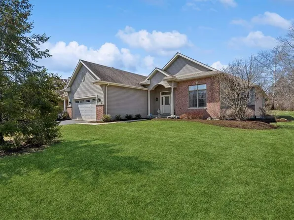 3600 Creekside Ct, Winthrop Harbor, IL 60096