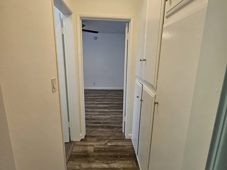1202 N Fuller Ave #11 — Photo 7
