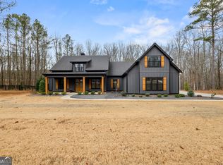 180 Lawshe Farm Dr, Senoia, GA 30276