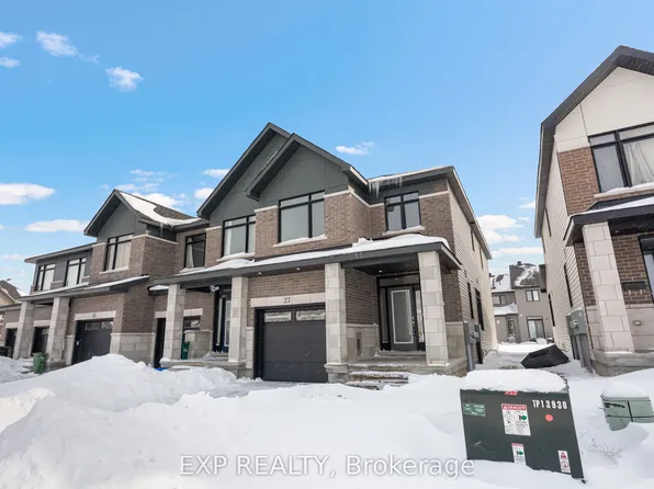 27 Moosonee Cres, Ottawa, ON K4M 0L9