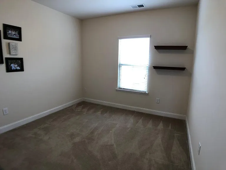 2122 Whitesmith Dr — Photo 17