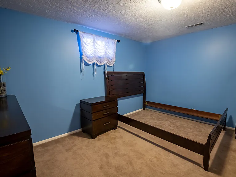 1692 S 550 W — Photo 13