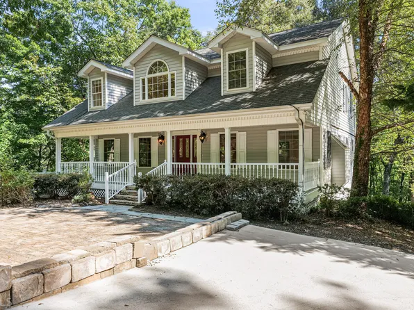 589 Potomac Dr, Tiger, GA 30576