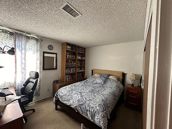 3rd image of 818 S Langley Ave Unit 201