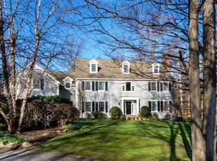 55 Running Brook Ln, New Canaan, CT 06840