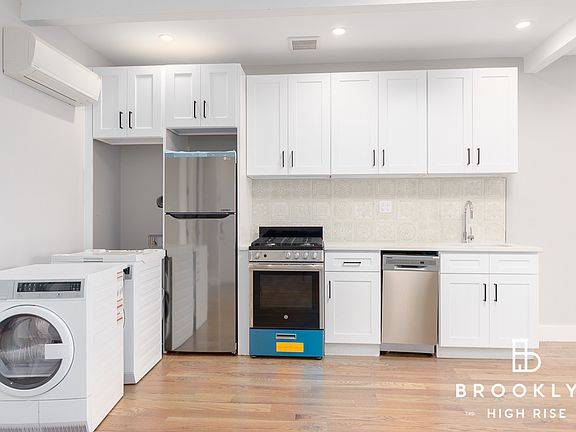 5th image of 234A Vernon Ave #2