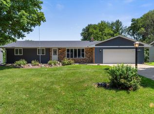 8051 Petunia, Victoria, MN 55386