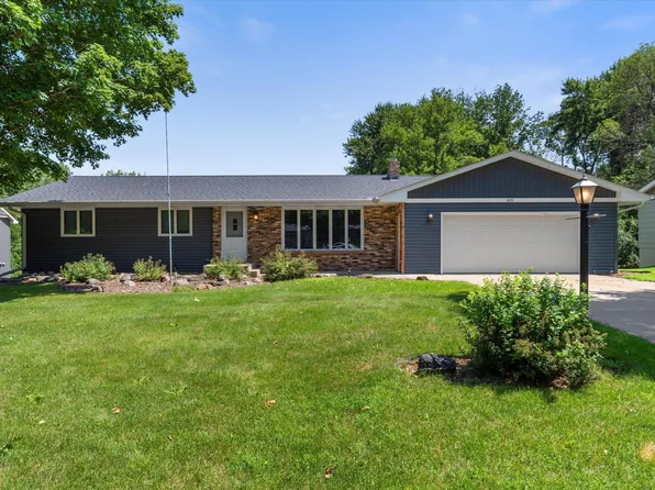 8051 Petunia, Victoria, MN 55386