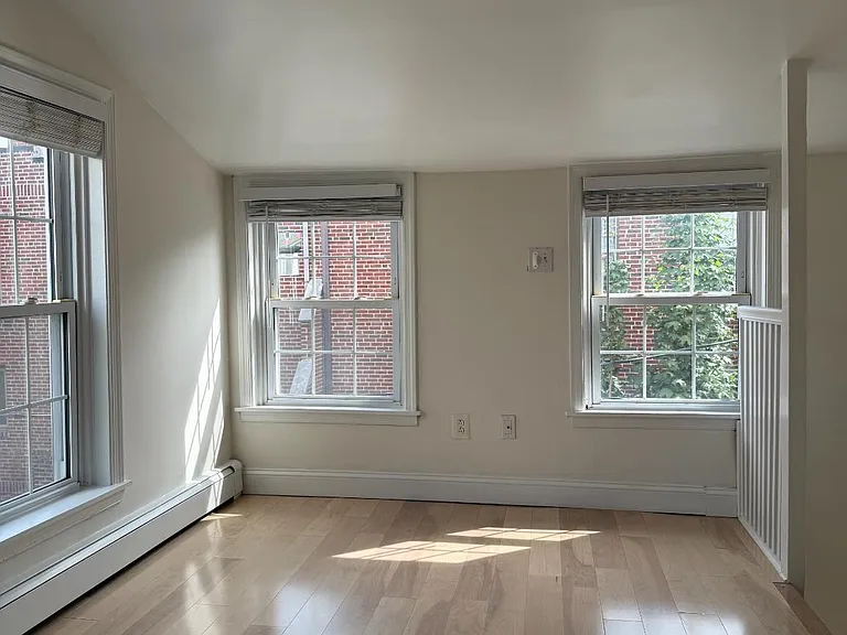 408 S Alder St — Photo 16