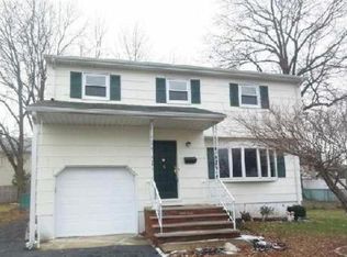 59 Elmont Pl, Colonia, NJ 07067