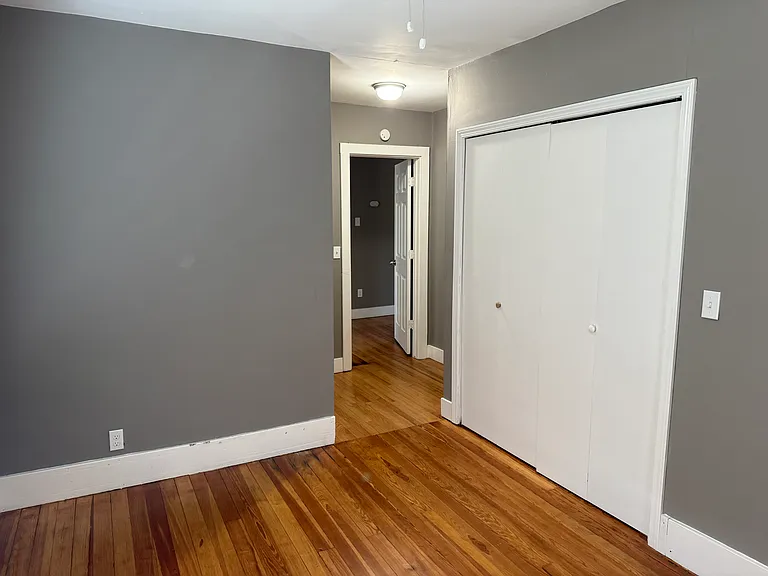 21822 Lakeview St #1 — Photo 9