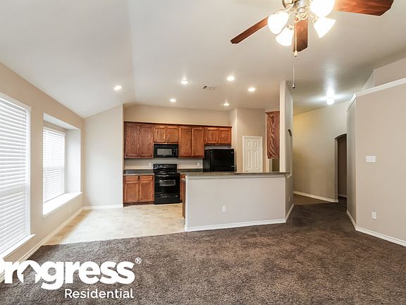 4th image of 129 Oriole Dr