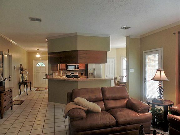 5th image of 1143 Peachford Ln