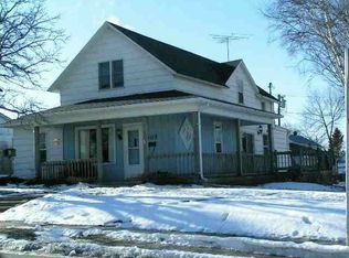 605 5th St, Algoma, WI 54201