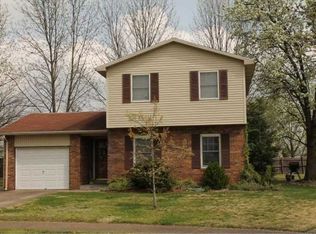 1000 Meyer Cir, Evansville, IN