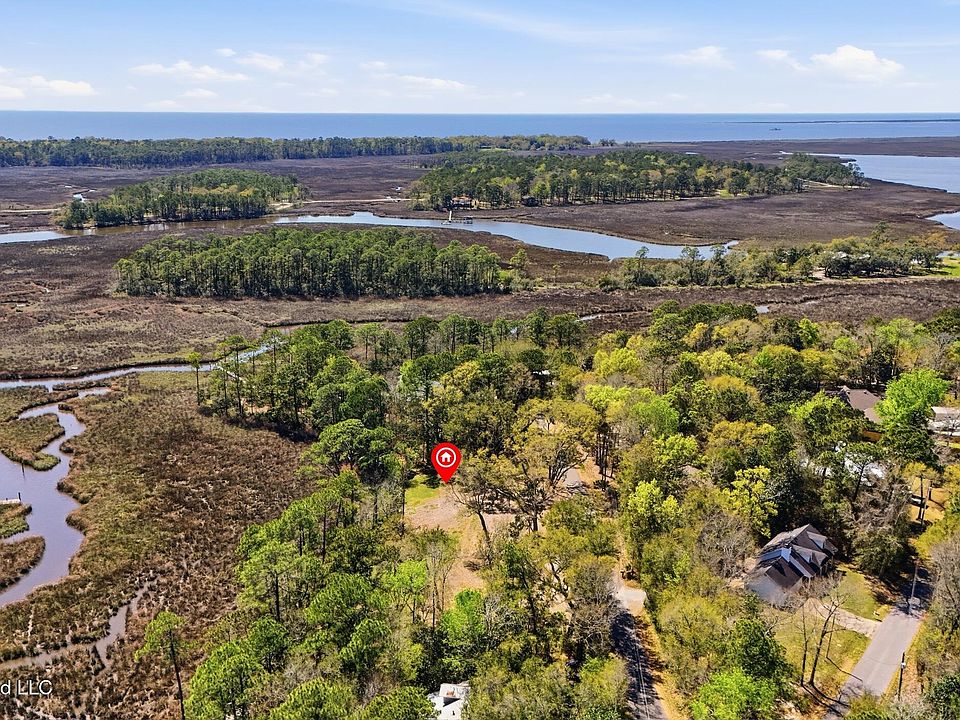 1st image of Wild Oaks Dr