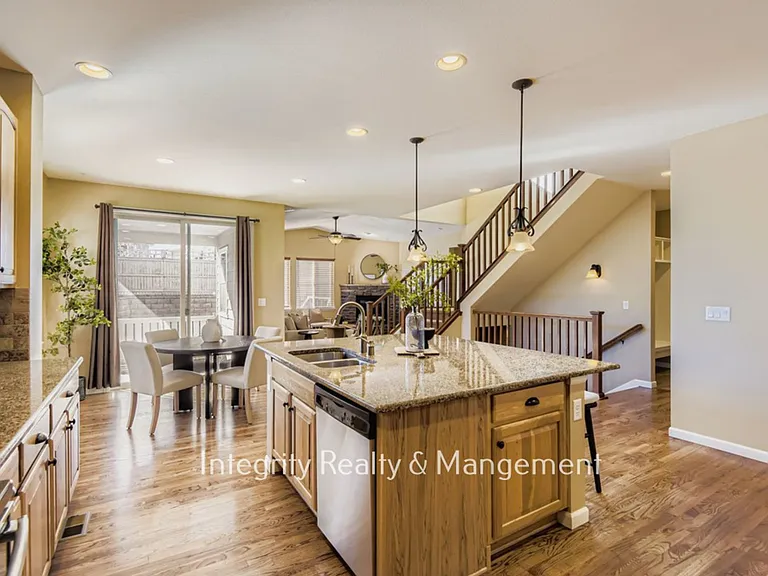 3839 Donnington Cir — Photo 8