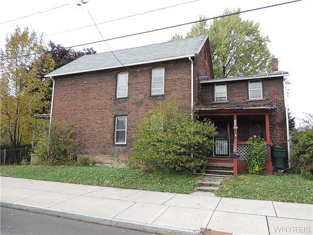 1st image of 256 Babcock St