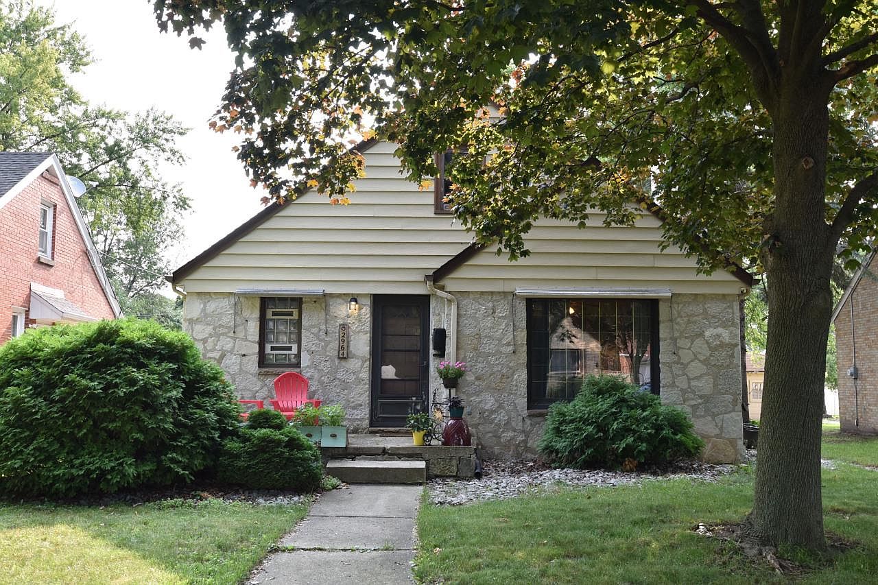 2964 North 82nd STREET, Milwaukee, WI 53222 | Zillow