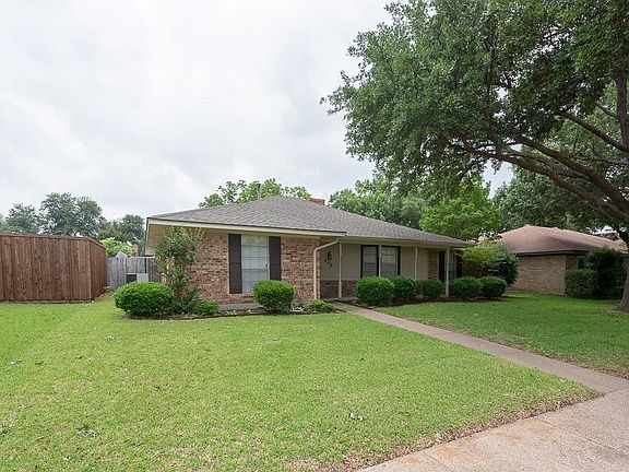 2nd image of 606 Brookfield Dr