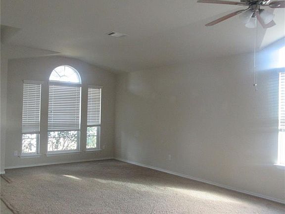 3rd image of 5609 Southern Belle Dr
